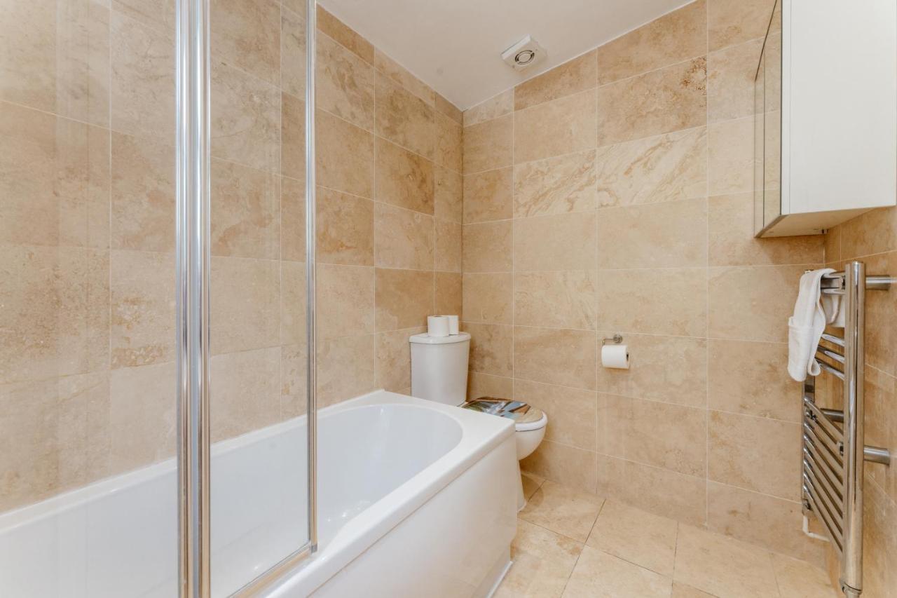 Mile End Double Rooms 27 Guest House Londres Exterior foto